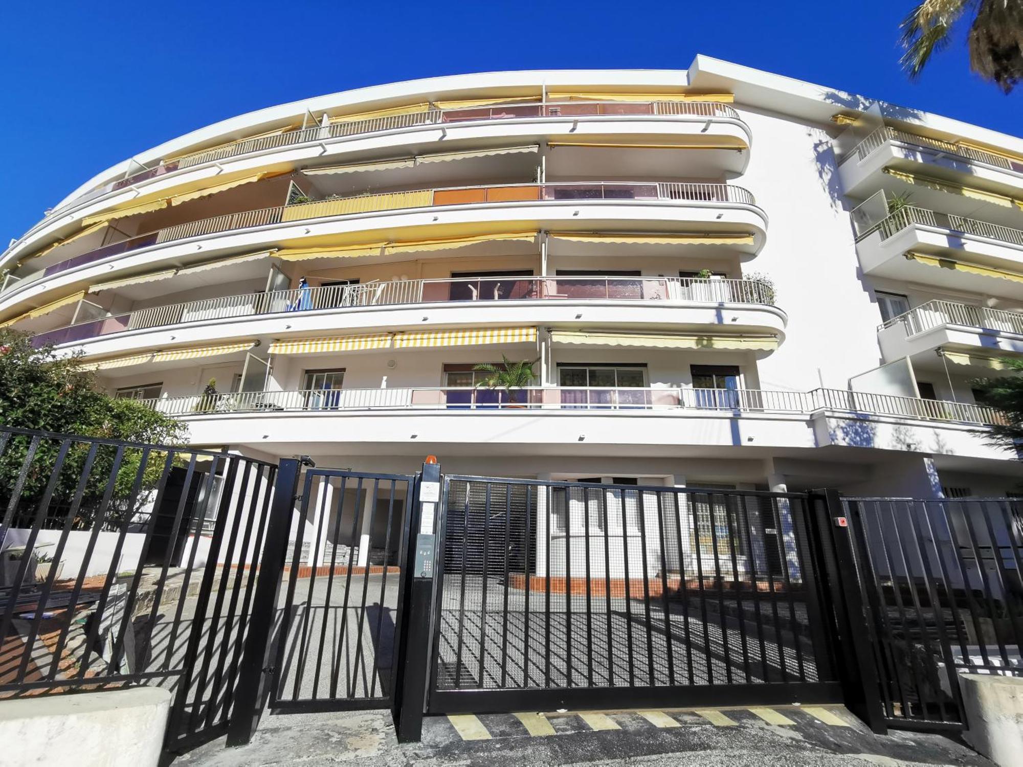 Le Chester Appartement 3 Pieces Cannes Proche Croisette Bord De Mer Exterior photo